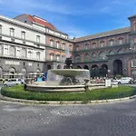 Toledo Center * Neapol