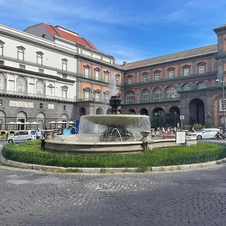 Toledo Center * Nápoly