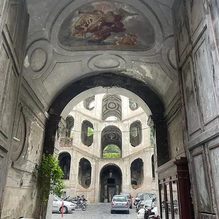 Toledo Center Nápoles